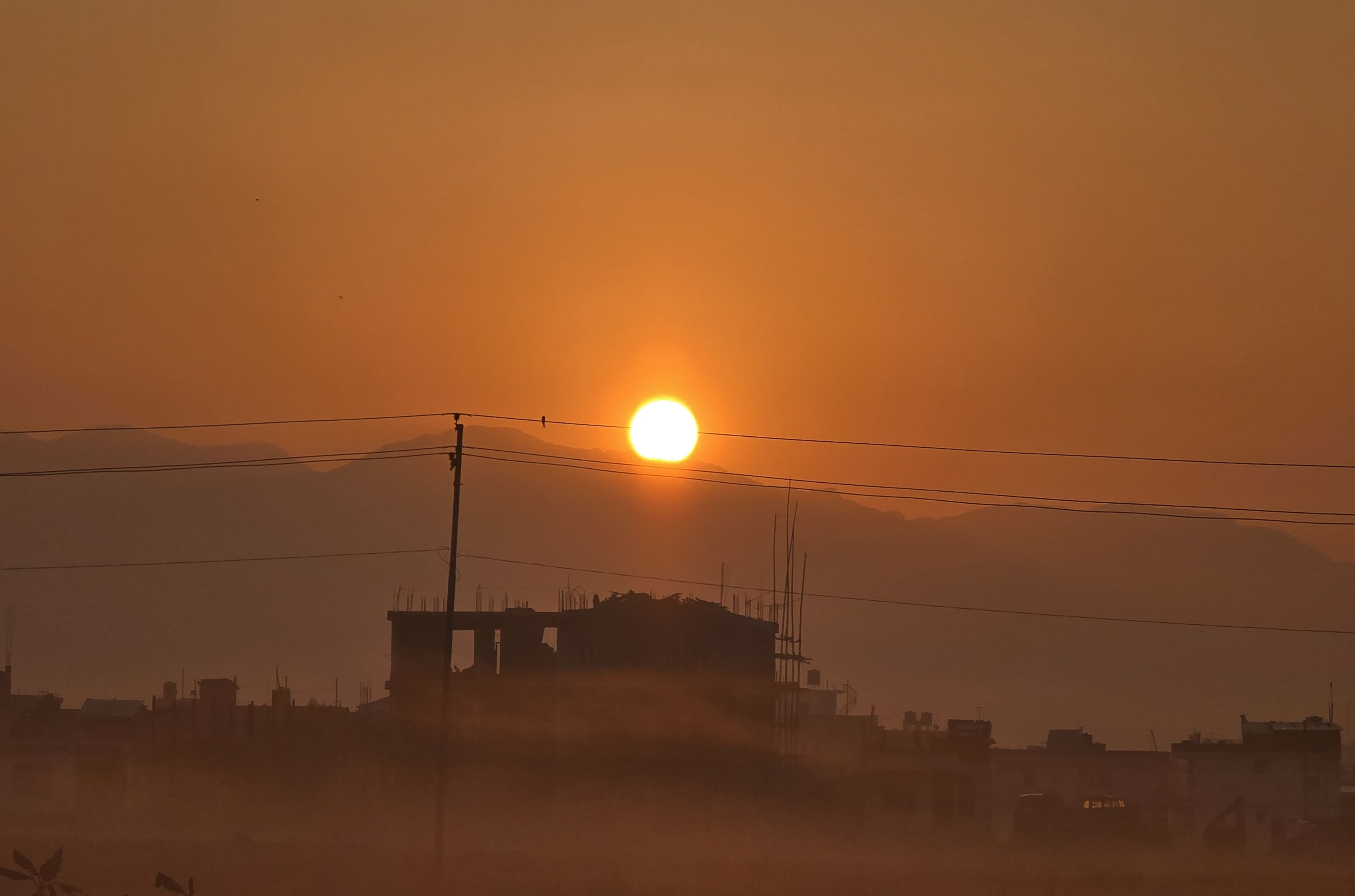 सुर्खेतमा उदायकाे सूर्योदय