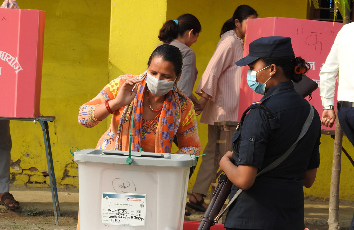 भक्तपुरमा अपरान्ह ३ बजेसम्म ६५ प्रतिशत मत खस्यो