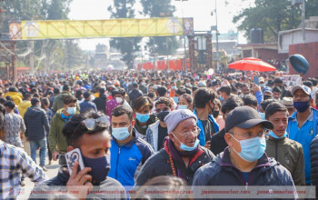 ३० फोटोमा शिवरात्रिमा पशुपतिनाथ परिसरमा देखिएको चहलपहल (फोटोफिचर) 