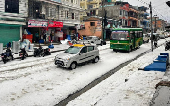 पाेखरामा भारी असिना र वर्षा (फाेटाेफिचर)