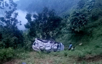 ओखलढुंगामा जिप दुर्घटना हुँदा एकको मृत्यु, ९ जना घाइते