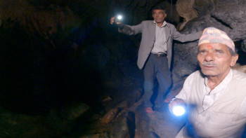 पर्यटकविहीन पर्वतकाे अल्पेश्वर गुफा