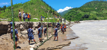  दोधाराचाँदनीकाे जोगबुडा नदी तटीय क्षेत्रको बाढीमा आधारित कृत्रिम नमुना अभ्यास