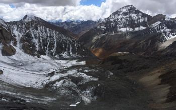 कोरियाली आरोहण दलले गर्‍याे 'मरियाङ हिमाल' को पहिलाे पटक सफल आरोहण