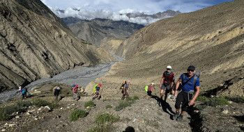 मुस्ताङको सुन्दरतामा पर्यटक आकर्षित