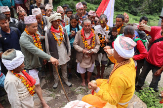 छायाँनाथ धाममा दर्शनार्थीको भीड