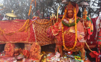 अवरुद्ध सडक खण्ड खुलेपछि पाथीभरामा तीर्थयात्रीको चहलपहल 