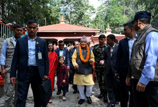 राष्ट्रपति पाैडेलद्वारा दक्षिणकाली मन्दिरमा पूजाअर्चना