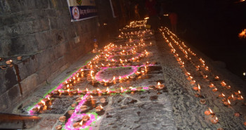 नव वर्ष २०७९ लाई स्वागत गर्दै वृहत दीप प्रज्ज्वलन(फाेटाेफिचर)