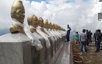 ताप्लेजुङमा निर्मित २४ विशिष्ट संरक्षणकर्मीको सालिक