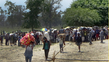 चाडपर्व नजिकिएसँगै सिमानाकाबाट स्वदेश फर्किने क्रम बढ्दै