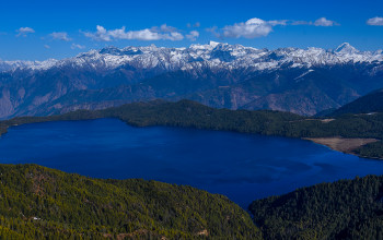 हवाइ उडानकाे अभावमा राराताल पुगेका पर्यटक अलपत्र