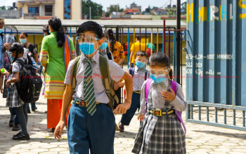 कोरोना अन्यौलका बीच राजधानीमा खुले विद्यालय (फोटोफिचर) 