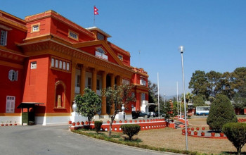 नवनिर्वाचित सांसदहरूलाई शीतलनिवासमा चियापानको आयोजना