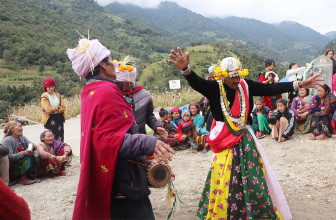 लाेप हुने अवस्थामा मगर र गुरूङकाे लाेकप्रिय नाच ‘सोरठी’