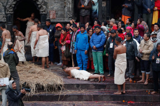 शालीनदीस्थित माधवनारायणका व्रतालु दोस्रो परदेश यात्राको तयारीमा