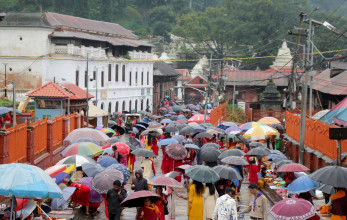 हरितालिका तीज : पशुपतिमा भक्तजन