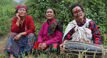 लाेप हुँदै माैलिक संस्कृति, गुन्जिन छाेडे गाउँघरमा ‘यानीमाया’ भाका